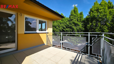 2786295.jpg 2786295.jpg