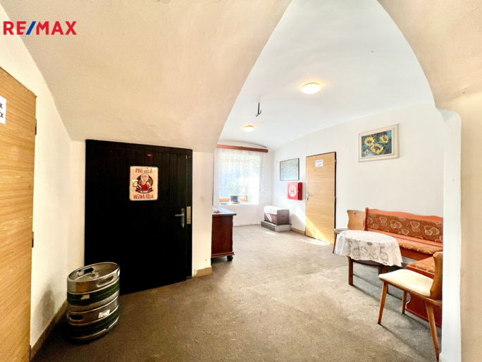 2690300.jpg 2690300.jpg