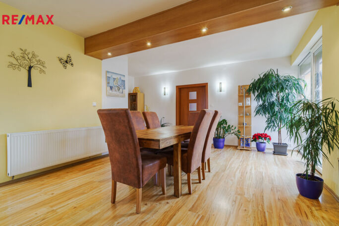 Prodej rodinného domu, 280 m2, Brno - obrázek 6