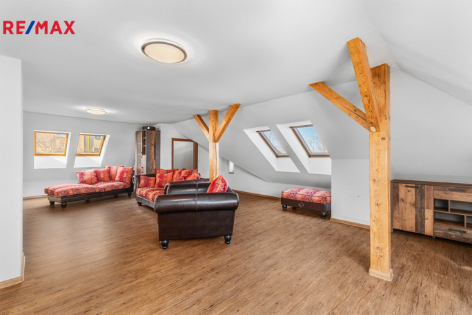 2713014.jpg 2713014.jpg