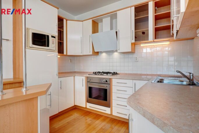 Prodej rodinného domu, 231 m2, Brno - obrázek 5
