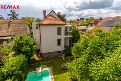 2817490.jpg 2817490.jpg