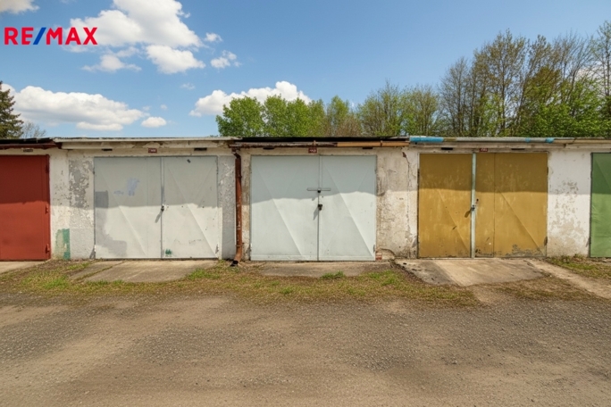 Prodej garáže, 18 m2, Bechyně