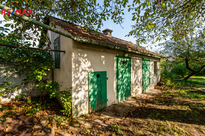 3041333.jpg 3041333.jpg