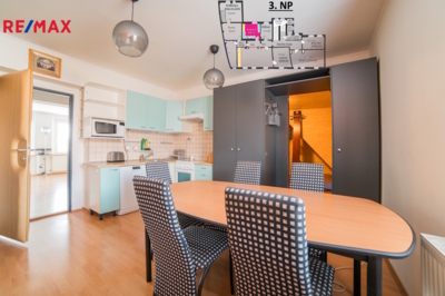 3143908.jpg 3143908.jpg