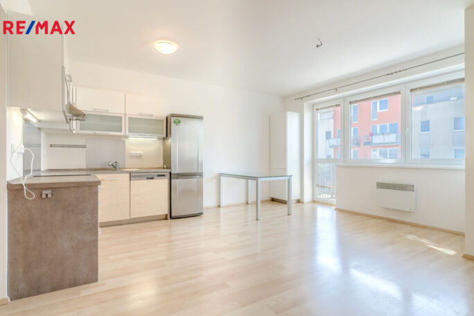 Pronájem bytu 3+kk, 62 m2, Jesenice