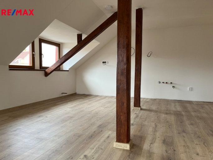 REMAX Delux REMAX Delux