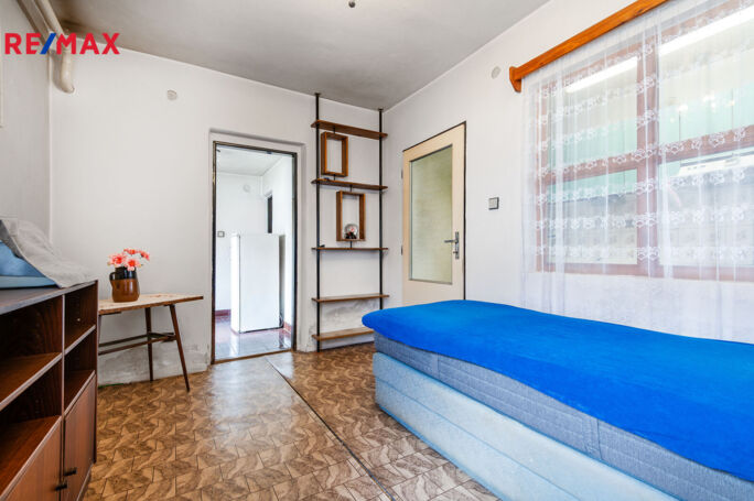 3027775.jpg 3027775.jpg