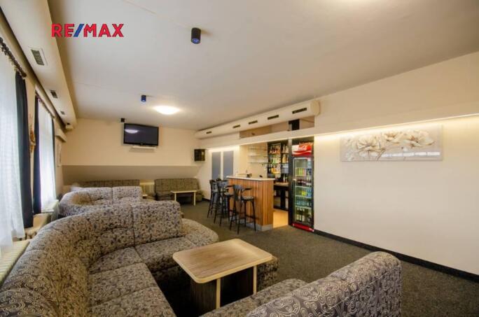 Prodej penzionu, 444m2 - obrázek 13