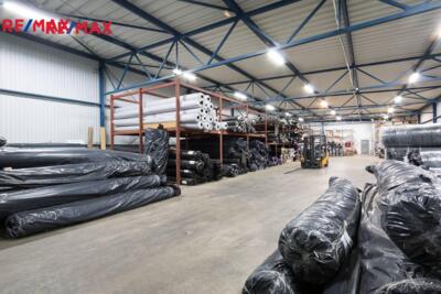 Pronájem výrobního prostoru, 2325 m2, Strančice