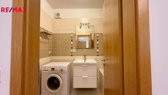 Pronájem bytu 2+kk, 66 m2, Brno - obrázek 12