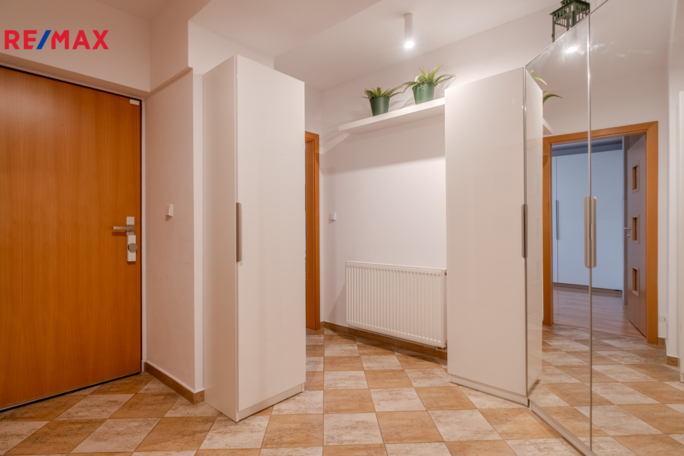 3073400.jpg 3073400.jpg