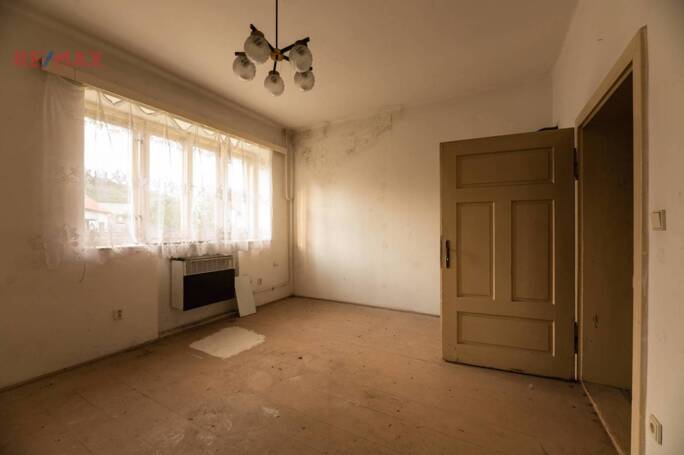 Prodej zemědělské usedlosti, 1208 m2, Rájec-Jestřebí - obrázek 12