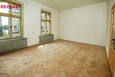 2825332.jpg 2825332.jpg