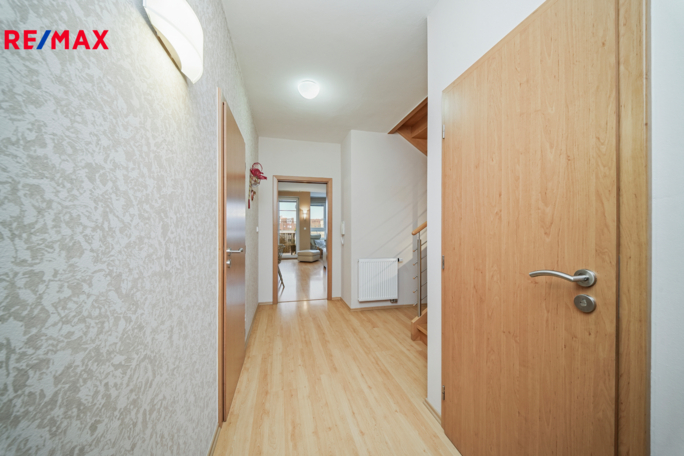 3102573.jpg 3102573.jpg