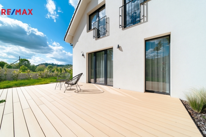 Prodej rodinného domu, 151 m2, Lysice - obrázek 2