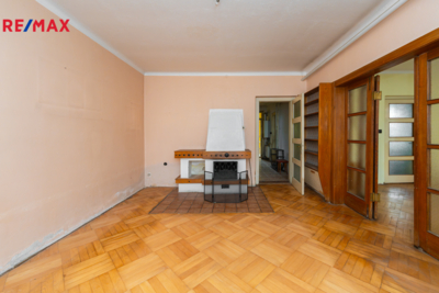 3041310.jpg 3041310.jpg