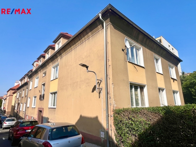 2984896.jpeg 2984896.jpeg