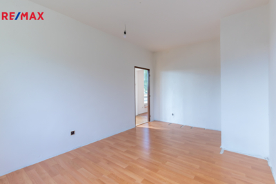 3026285.jpg 3026285.jpg