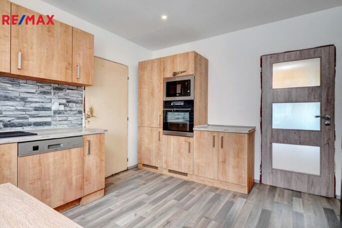Prodej rodinného domu, 84 m2, Rosice - obrázek 3