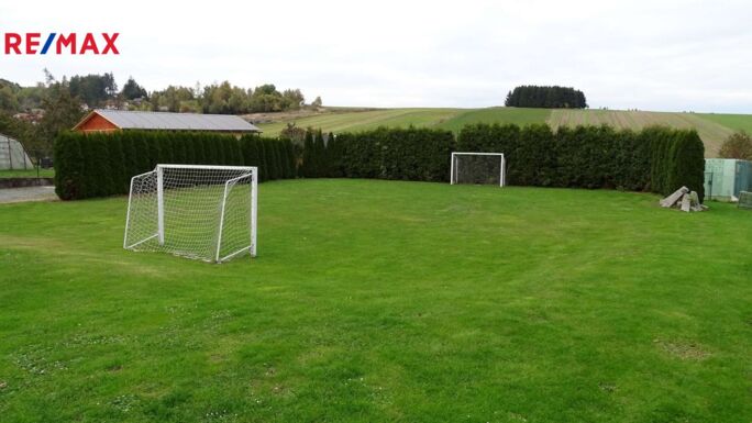 3080264.jpeg 3080264.jpeg