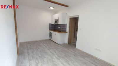 Pronájem bytu 2+kk, 29 m2, Litoměřice