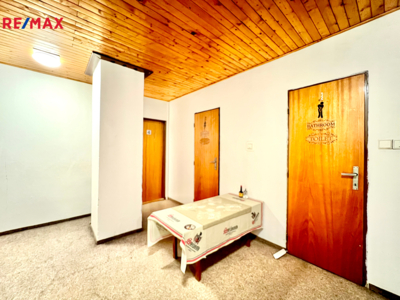 2690326.jpg 2690326.jpg