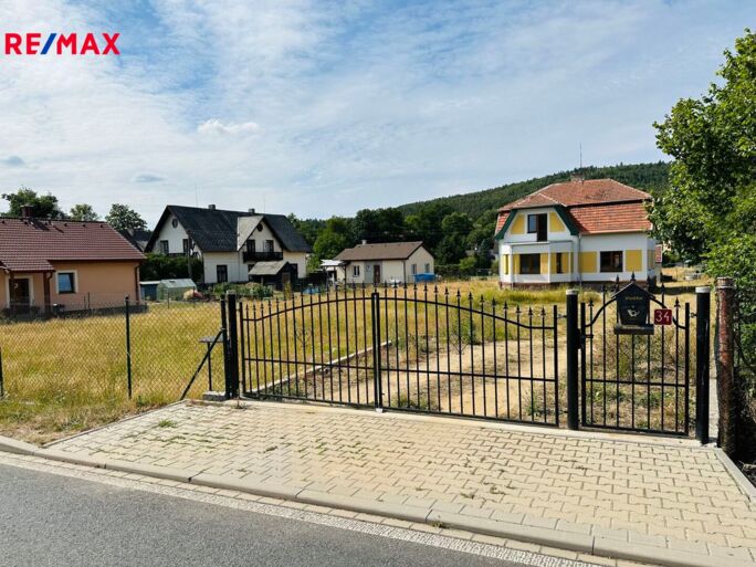 Prodej rodinného domu, 200 m2, Dobřív