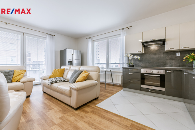 Prodej bytu 2+kk, 57 m2, Praha