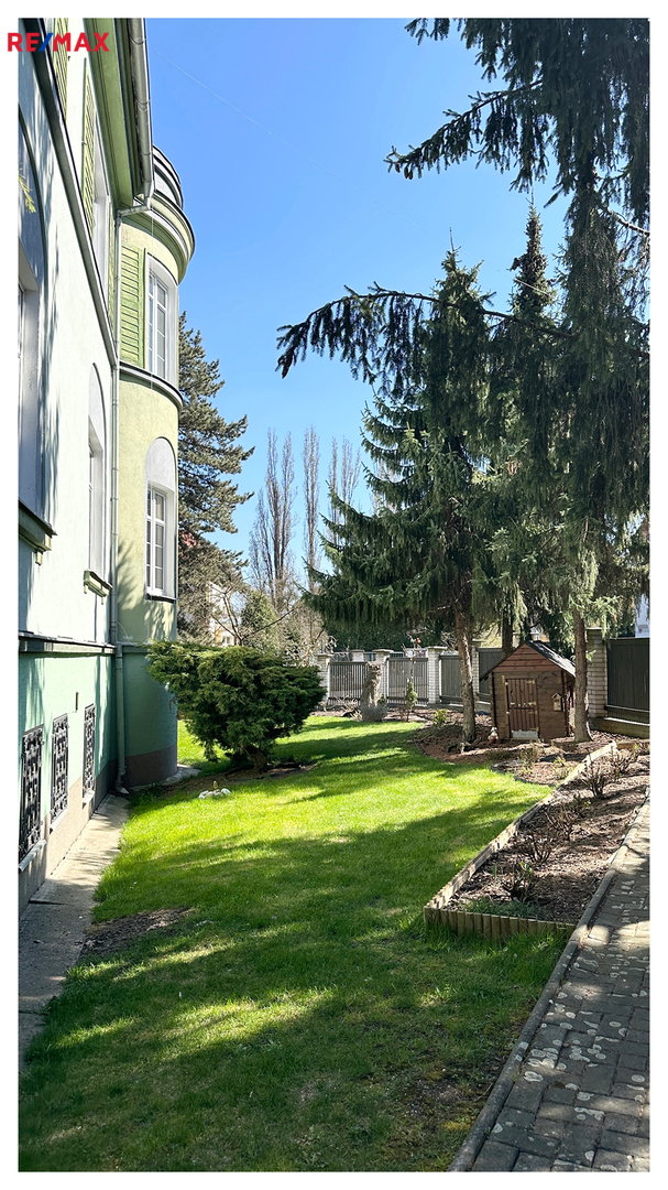 2732080.jpg 2732080.jpg