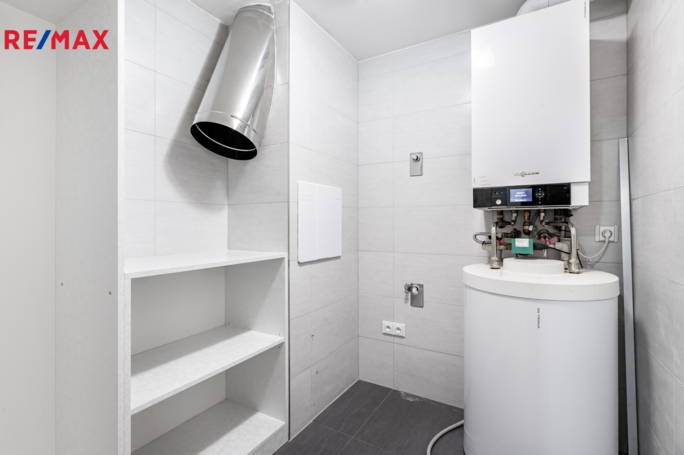 3067577.jpg 3067577.jpg