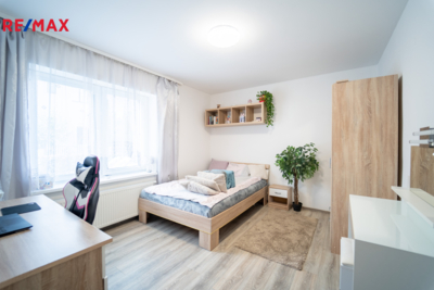 3068203.jpg 3068203.jpg