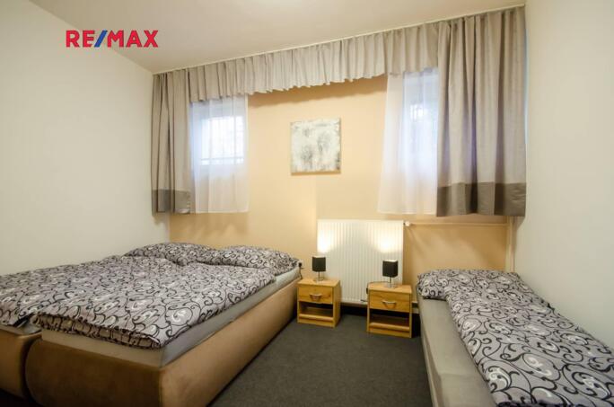 Prodej penzionu, 444m2 - obrázek 9