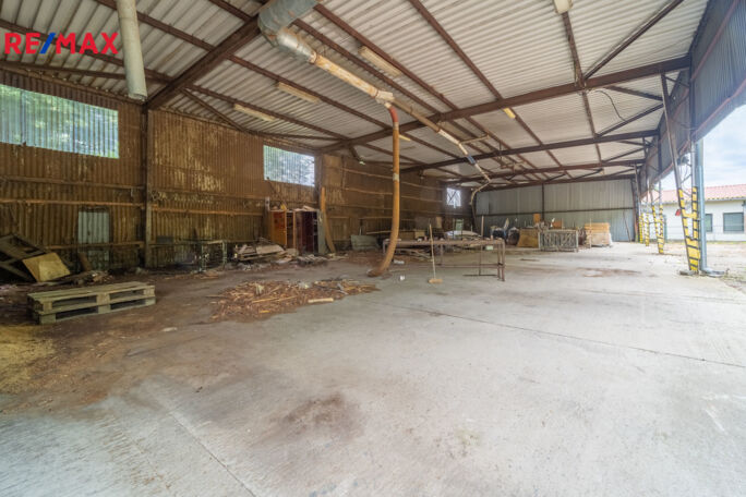 Prodej skladovacího prostoru, 2120 m2, Lesná - obrázek 13