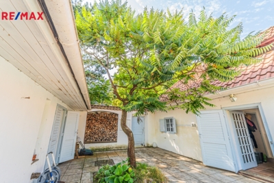 2952279.jpg 2952279.jpg