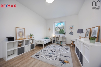 3084186.jpg 3084186.jpg