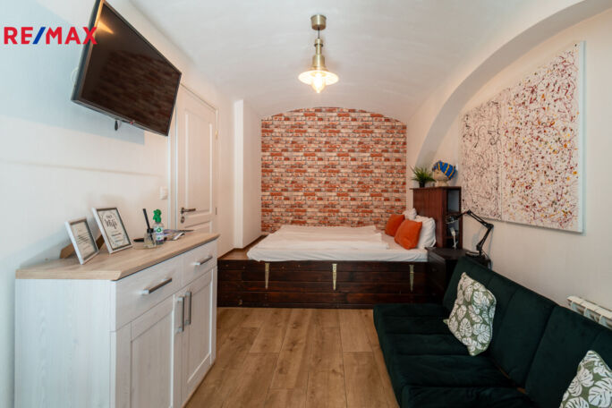 Prodej atypického bytu, 20 m2, Praha - obrázek 2