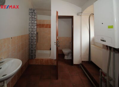 2517256.jpg 2517256.jpg