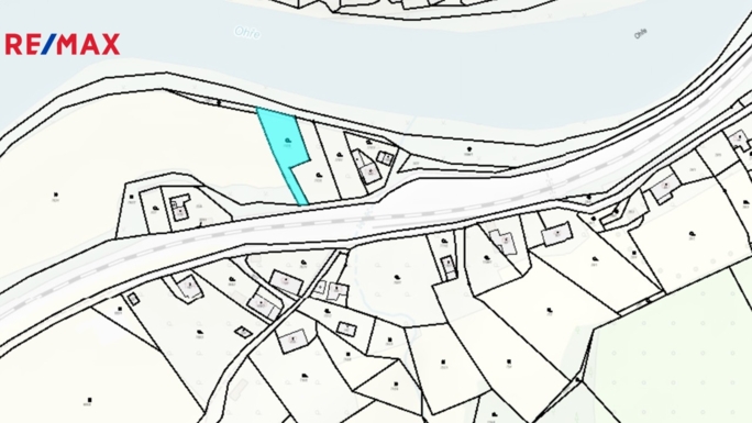 3033342.jpg 3033342.jpg