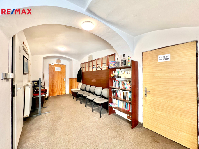 2690297.jpg 2690297.jpg