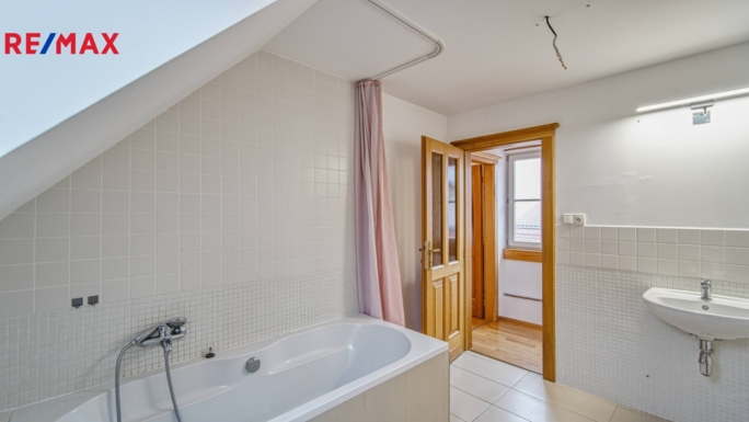 Pronájem bytu 3+kk, 105 m2, Znojmo - obrázek 2