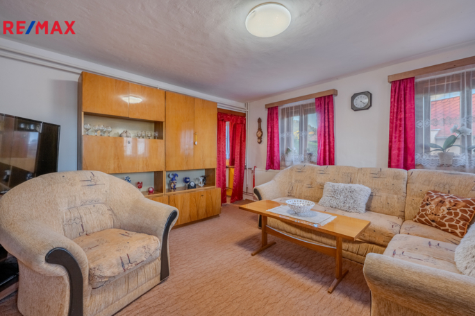 3065985.jpg 3065985.jpg