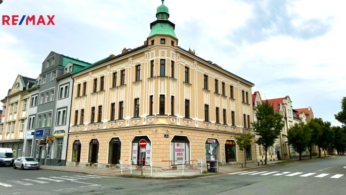 3048787.jpeg 3048787.jpeg