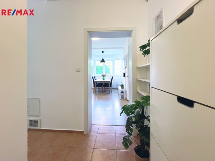 3035077.jpg 3035077.jpg