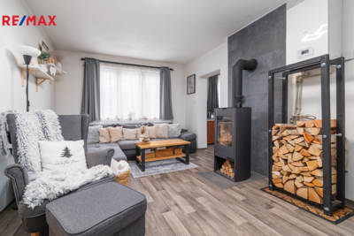 Prodej bytu 4+1, 76 m2, Bezdědovice