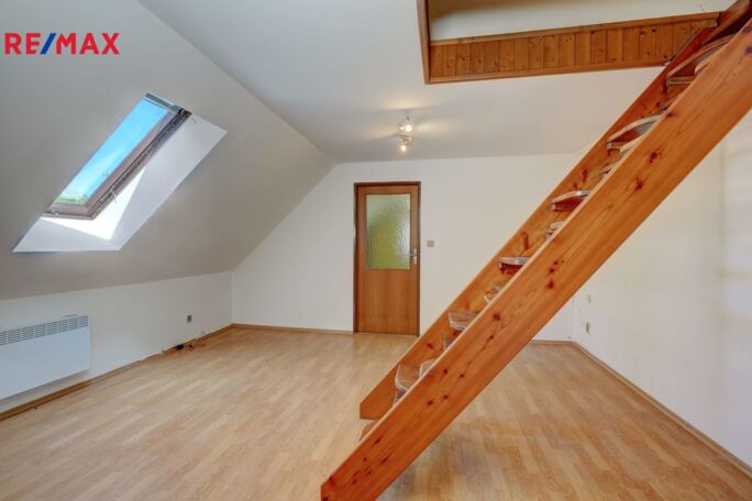 Prodej bytu 3+1, 92,2 m2, Bavory - obrázek 5
