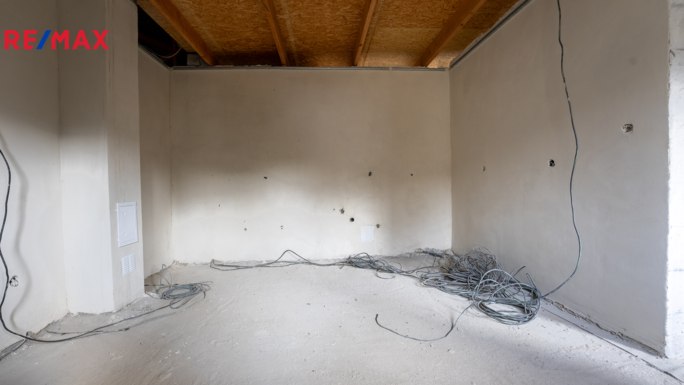 Prodej rodinného domu, 124 m2, Hluboké - obrázek 18