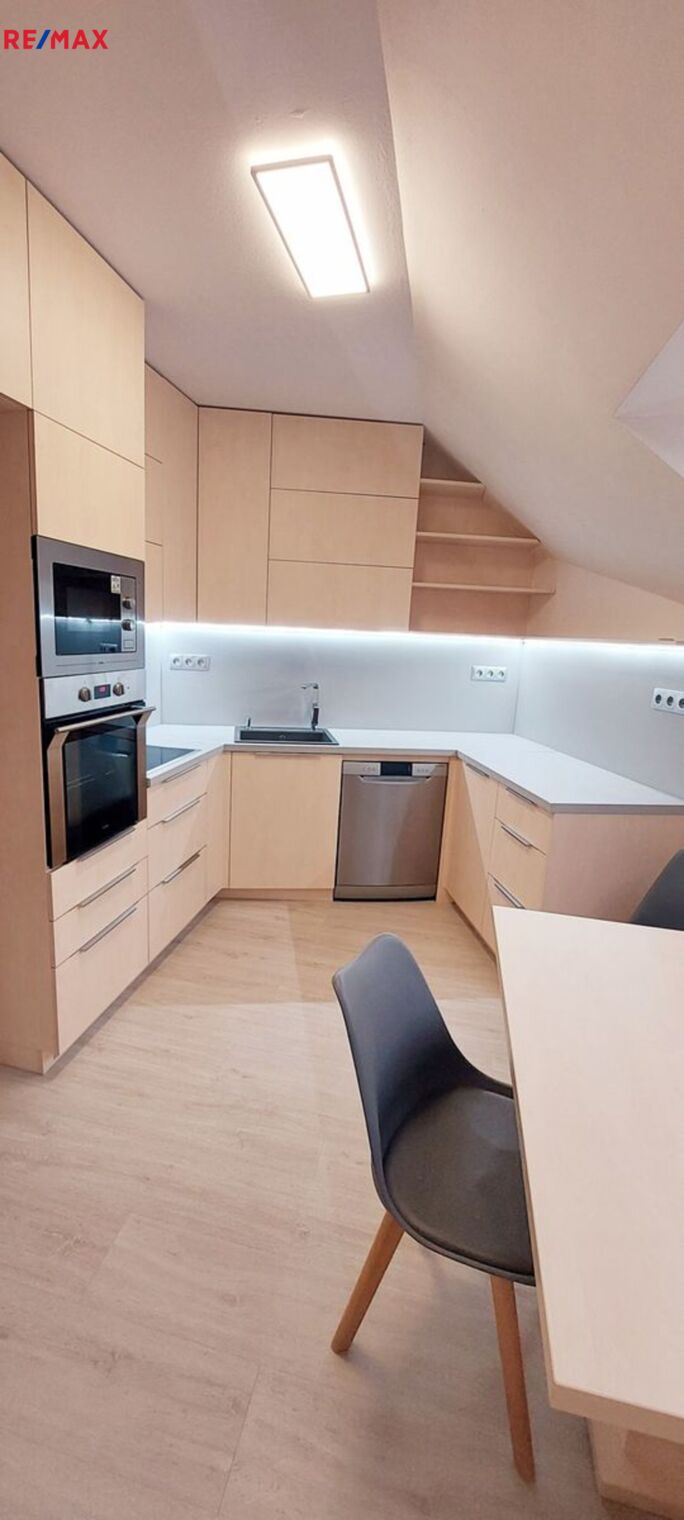 Pronájem bytu 2+1, 62 m2, Kyjov Pronájem bytu 2+1, 62 m2, Kyjov