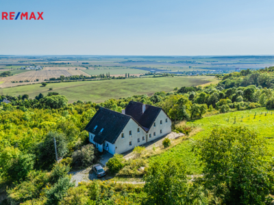 Prodej rodinného domu, 202 m2, Vinařice
