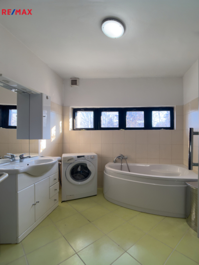 3167141.jpg 3167141.jpg